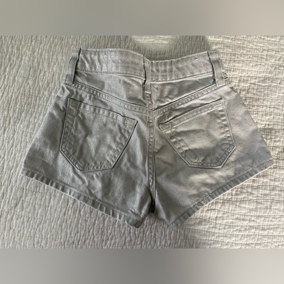 EUC Bundle of Two Old Navy Denim Shorts and One Gap Silver Shorts Girls Size 6 - Picture 4 of 13